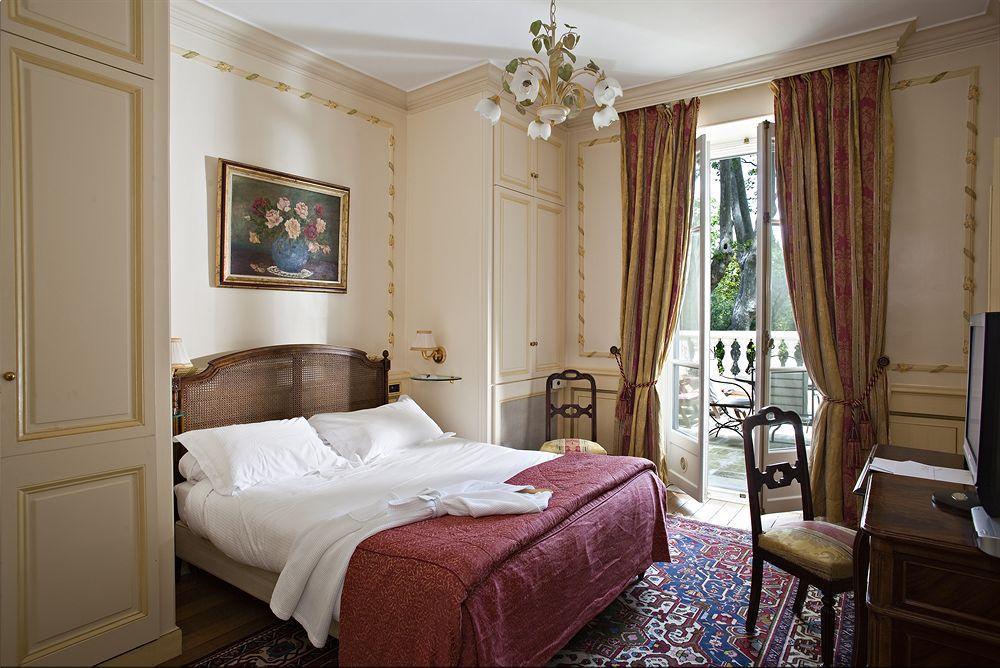 אביניון Hostellerie Les Frenes חדר תמונה